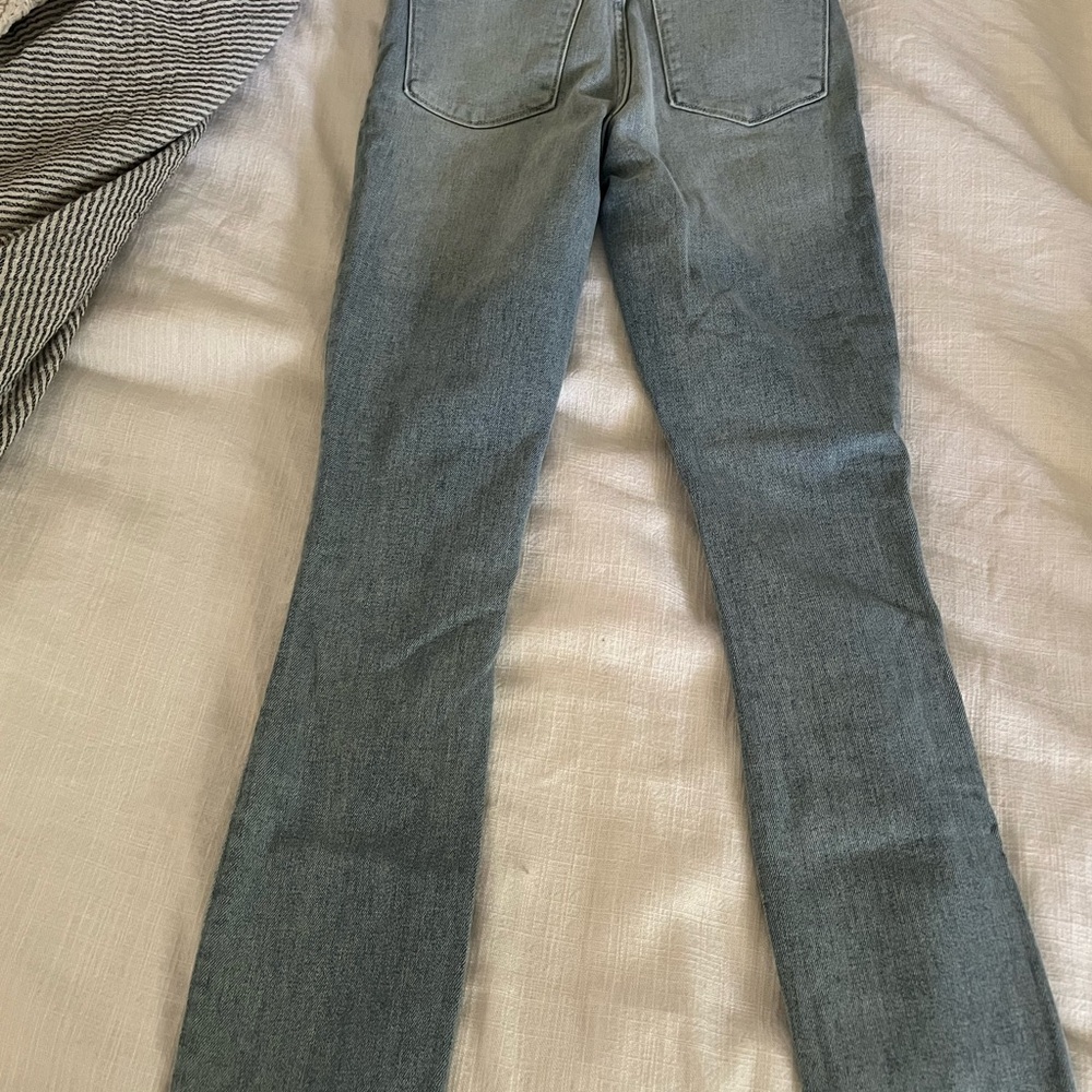 Abercrombie & Fitch Super Skinny Distressed Blue Jeans Size 000 23 NWT - Picture 2 of 6